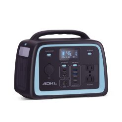 ADKL ポータブル電源 ポータブルバッテリー 大容量 100000mAh/320Wh AC300W(瞬間最大600W) LiFePO4リン酸鉄リチウム電池 小型軽量 純正弦波 パススルー機能付き PSE認証済み 50Hz/60Hz対応 LEDライト付き キャンプ用品 防災グッズ アウトドア 車中泊 停電対応 非常用電源 家